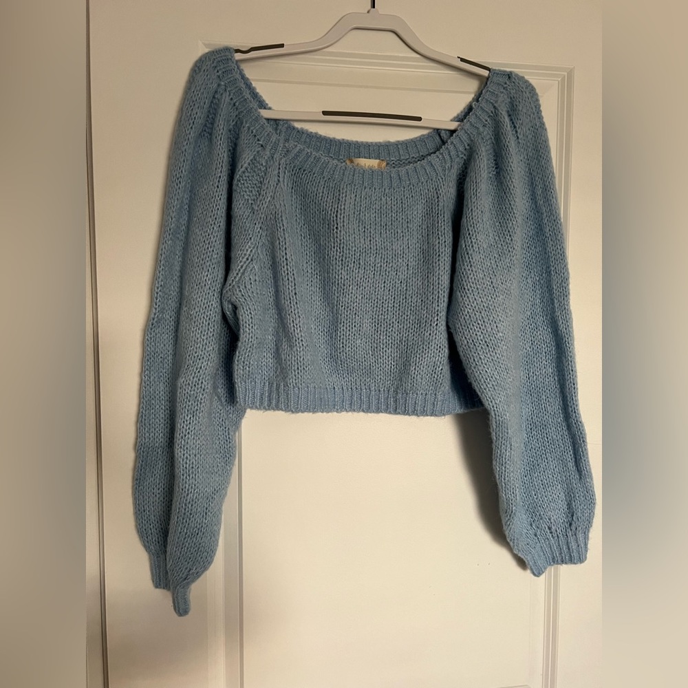 Blue sweater altered state